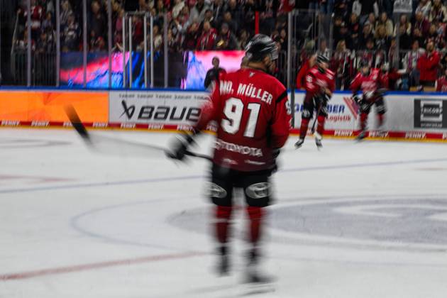 COLOGNE, GERMANY - 26 OCTOBER, 2025: Moritz Mueller - The IceHockey DEL match Koelner Haie - Frankfurt Leowen at Lanxess Arena  Copyright: xVitaliixKliuievx