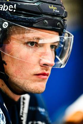 Julian Napravnik Iserlohn Roosters, 75 , GER, Iserlohn Roosters vs Koeler Haie, Ice Hockey, Penny DEL, Matchday 15, Season 2025 2026, 28 10 2025, GER, Iserlohn Roosters vs Koeler Haie, Ice Hockey, Penny DEL, Matchday 15, Season 2025 2026, 28 10 2025 Iserlohn Copyright: xJonasxBrockmann Eibner-Pressefotx EP_JBN