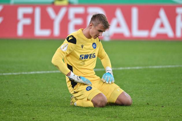 Goalkeeper Hans Christian Bernat Karlsruher SC 28 10 2025, Soccer DFB Pokal, Season 2025 2026, 2 Round, Borussia Mönchengladbach Karlsruher SC 3 1 DFB regulations prohibit any use of photographs as image sequences and or quasi video Moenchengladbach Borussia Park Nordrhein Westfalen Germany Team2