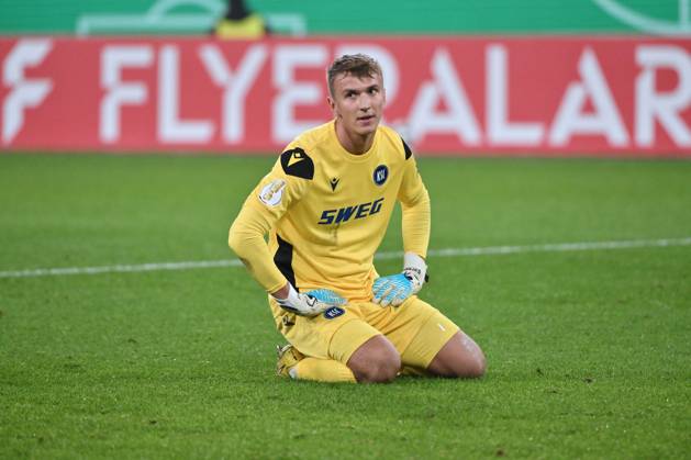 Goalkeeper Hans Christian Bernat Karlsruher SC 28 10 2025, Soccer DFB Pokal, Season 2025 2026, 2 Round, Borussia Mönchengladbach Karlsruher SC 3 1 DFB regulations prohibit any use of photographs as image sequences and or quasi video Moenchengladbach Borussia Park Nordrhein Westfalen Germany Team2
