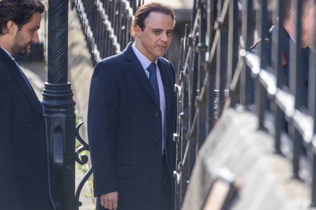 October 30, 2025, London, England, United Kingdom: Brazilian Formula One driver FELIPE MASSA arrives at the Royal Courts Of Justice where he is taking legal action against Formula One Management Limited, the FIA and Bernie Ecclestone over the 2008 World Championship, WM, Weltmeisterschaft in which he lost out to Lewis Hamilton by a single point following the Crashgate scandal at that year s Singapore Grand Prix. London United Kingdom - ZUMAs262 20251030_zip_s262_002 Copyright: xTayfunxSalcix