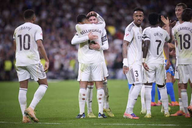 Real Madrid CF™s Jude Bellingham (l) and Fede Valverde celebrate goal during La Liga match. November 1, 2025. (2025110157)