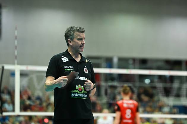 Alexander Waibl Head Coach Dresdner SC Dresdner SC vs SSC Palmberg Schwerin, 1 Volleyball Bundesliga Women, Season 2025 2026, 01 11 2025 Dresdner SC vs SSC Palmberg Schwerin, 1 Volleyball Bundesliga Women, Season 2025 2026, 01 11 2025 Dresden Copyright: xEibner-Pressefoto xHoepnerx EP_PHR