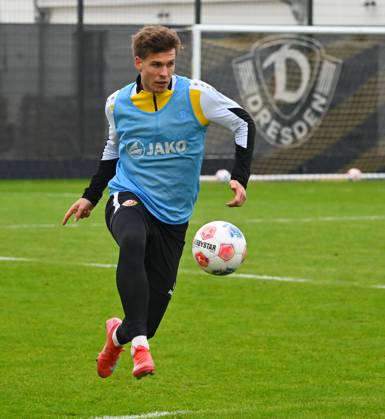 Alexander Rossipal, SG Dynamo Dresden, Training, Football, Football, 2 Bundesliga, Second League, Season 2025 2026, AOK PLUS Walter Fritzsch Academy, Messering 18, Dresden, Ostragehege, 28 10 2025,