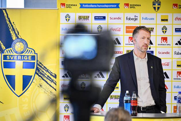STOCKHOLM, SWEDEN 20251105 National team captain Graham Potter presents his first squad for the men s national football team ahead of the upcoming World Cup qualifiers STOCKHOLM SWEDEN x10050x  Copyright: xPontusxLundahl TTx NATIONAL FOOTBALL TEAM WORLD CUP QUALIFICATIONS SQUAD SELECTION