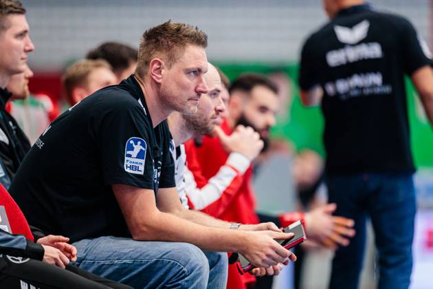 Carsten Lichtlein MT Melsungen, Goalkeeping Coach GER, GWD Minden vs MT Melsungen, Handball, 1 Bundesliga, Matchday 11, Season 2025 2026, 08 11 2025 GER, GWD Minden vs MT Melsungen, Handball, 1 Bundesliga, Matchday 11, Season 2025 2026, 08 11 2025 Luebbecke Copyright: xEibner-Pressefoto JanxRollingerx EP_JSK
