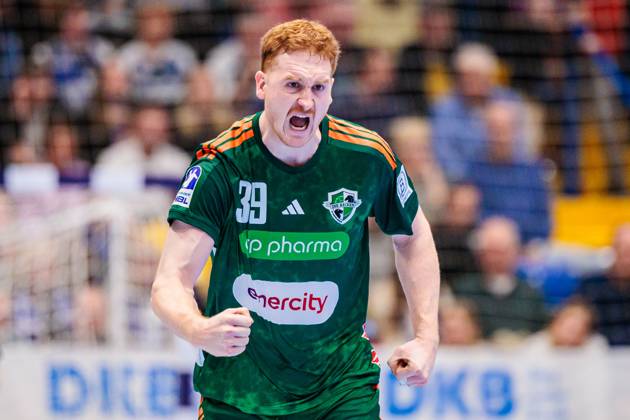Lukas Stutzke TSV Hannover Burgdorf, 39 cheers after scoring goal GER, TBV Lemgo Lippe vs TSV Hannover Burgdorf, Handball, 1 Bundesliga, Matchday 11, Season 2025 2026, 09 11 2025 GER, TBV Lemgo Lippe vs TSV Hannover Burgdorf, Handball, 1 Bundesliga, Matchday 11, Season 2025 2026, 09 11 2025 Lemgo Copyright: xEibner-Pressefoto JanxRollingerx EP_JSK