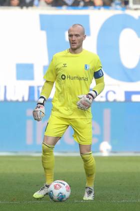 09 11 2025, xgox, Fußball 2 Bundesliga, 1 FC Magdeburg SC Paderborn 07 emspor, v l Dominik Reimann Magdeburg, 1 Freisteller, Einzelbild, Ganzkoerper, single frame DFL DFB REGULATIONS PROHIBIT ANY USE OF PHOTOGRAPHS as IMAGE SEQUENCES and or QUASI VIDEO Magdeburg