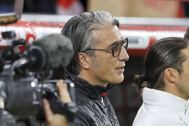 Murat Yakin Switzerland, Coach before kick-off , Switzerland, FIFA, World Cup Qualification Europe, Group B , Switzerland vs Sweden, 15 11 2025, Stade de Geneve, Geneva, Switzerland Geneva Stade de Geneve Canton of Geneva Switzerland Copyright: xGrantxHubbsx