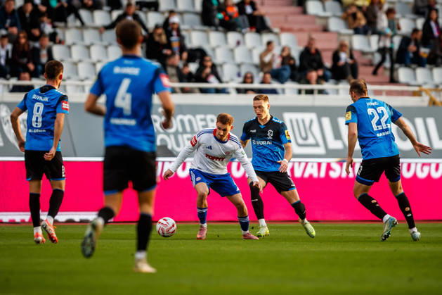 SuperSport HNL, round 15: HNK Hajduk Split v NK Varazdin Adrion Pajaziti of HNK Hajduk Split and Matej Vuk of NK Varazdin during the SuperSport HNL 2025. 2026. round 15 match between HNK Hajduk Split and NK Varazdin at Poljud Stadium in Split, Croatia on November 29, 2025.  ZvonimirxBarisin PIXSELL