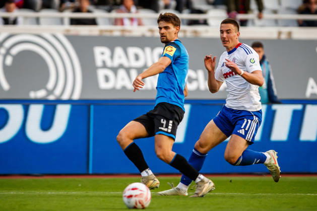 SuperSport HNL, round 15: HNK Hajduk Split v NK Varazdin Luka Skaricic of NK Varazdin and Michele Sego of HNK Hajduk Split during the SuperSport HNL 2025. 2026. round 15 match between HNK Hajduk Split and NK Varazdin at Poljud Stadium in Split, Croatia on November 29, 2025.  ZvonimirxBarisin PIXSELL