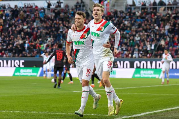Goal celebration by Robin Fellhauer 19 FC Augsburg , Anton Kade 30 FC Augsburg to 2 0, FC Augsburg vs Bayer 04 Leverkusen, Soccer, 1 Bundesliga, 13 Matchday, 06 12 2025 DFB regulations prohibit any use of photographs as image sequences and or quasi video Augsburg Bayern Germany Copyright: xkolbert-press ChristianxKolbertx