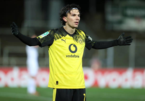 Saturday 06 12 2025, Season 2025 26, Regionalliga West, Matchday 18 at Stadion Rote Erde Dortmund, BVB Borussia Dortmund II SC Paderborn U23, Dortmund goal celebration for 1 0 Babis Charalampos Drakas BVB II