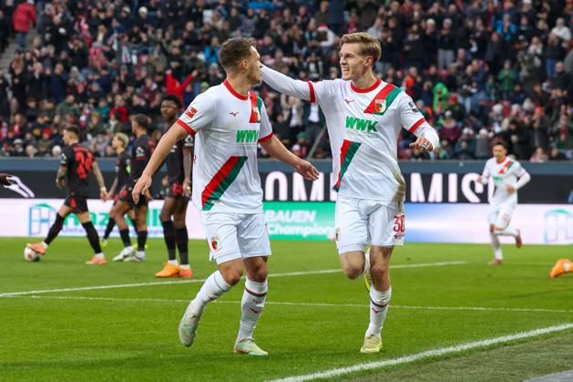 Goal celebration by Robin Fellhauer 19 FC Augsburg , Anton Kade 30 FC Augsburg to 2 0, FC Augsburg vs Bayer 04 Leverkusen, Soccer, 1 Bundesliga, 13 Matchday, 06 12 2025 DFB regulations prohibit any use of photographs as image sequences and or quasi video Augsburg Bayern Germany Copyright: xkolbert-press ChristianxKolbertx