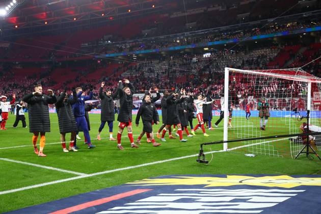 RB Leipzig Frankfurt Bundesliga Leipzig, 06 12 2025, Red Bull Arena, Football, Men, Season 2025 2026, 1 Bundesliga, Matchday 13, RB Leipzig Eintracht Frankfurt 6 0 2 0 , In the picture victory celebration Leipzig ,