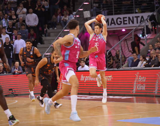 Patrick Heckmann Telekom Baskets Bonn vs NINERS Chemnitz 9 Speiltag Saison 2025 26