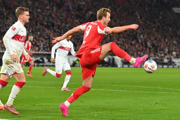 Harry KANE Bayern Muenchen , Action,duel against Maximilian MITTELSTAEDT VFB Stuttgart Football 1 Bundesliga Season 2025 2026, 13 Matchday, Matchday13 VfB Stuttgart FC Bayern Muenchen 0 5 on 06 12 2025 MHP ARENA