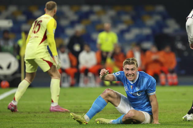 Napoli™s Rasmus Hojlund during the Serie A soccer match between Napoli and Juventus at the Diego Armando Maradona Stadium in Naples, southern italy - Saturday , December 07 , 2025. - Soccer .  Copyright: xAlessandroxGarofalo LaPressex