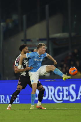 Napoli™s Rasmus Hojlund during the Serie A soccer match between Napoli and Juventus at the Diego Armando Maradona Stadium in Naples, southern italy - Saturday , December 07 , 2025. - Soccer .  Copyright: xAlessandroxGarofalo LaPressex
