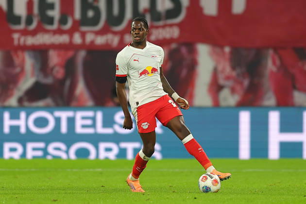 RB Leipzig - Frankfurt Bundesliga Leipzig, 06.12.2025, Red Bull Arena, Fußball, Männer, Saison 2025 2026, 1. Bundesliga, 13. Spieltag, RB Leipzig - Eintracht Frankfurt 6:0 (2:0) , Im Bild: Castello Lukeba (23, RB Leipzig) ,