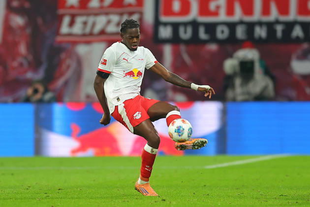 RB Leipzig - Frankfurt Bundesliga Leipzig, 06.12.2025, Red Bull Arena, Fußball, Männer, Saison 2025 2026, 1. Bundesliga, 13. Spieltag, RB Leipzig - Eintracht Frankfurt 6:0 (2:0) , Im Bild: Castello Lukeba (23, RB Leipzig) ,