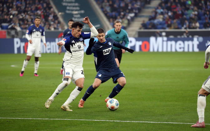 13 12 25 TSG 1899 Hoffenheim Hamburger SV Germany, Sinsheim, 13 12 2025, Football, Bundesliga, Season 2025 2026, TSG 1899 Hoffenheim Hamburger SV v l Nicolas Capaldo Hamburger SV , Andrej Kramaric TSG 1899 Hoffenheim