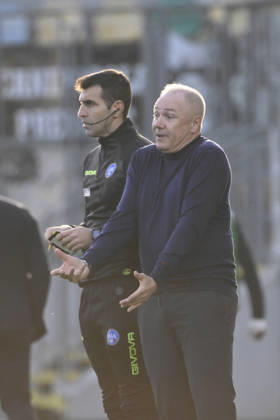 Frosinone s head coach Massimiliano Alvini during the Serie BKT soccer match between Frosinone and Spezia at the Frosinone™s Benito Stirpe stadium, Italy - Saturday, December 20, 2025 - Soccer ( Photo by Fabrizio Corradetti LaPresse )  Copyright: xFabrizioxCorradetti LaPressex