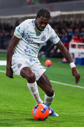 Marcus Thuram of FC Internazionale seen in action during Serie A 2025 26 football match between Atalanta BC and FC Internazionale at New Balance Arena in Bergamo Italy on 28 December 2025. Bergamo Gewiss Stadium Bergamo Italy Copyright: xEPhotopressx SP24-1323-041