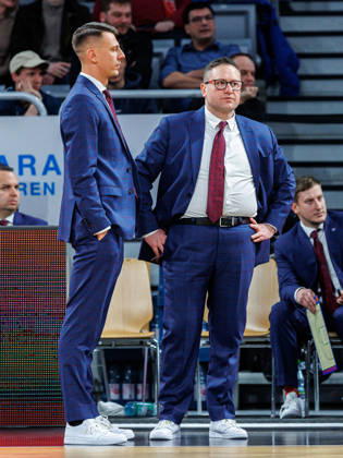 Christopher Schreiber SYNTAINICS MBC, Co Coach , Marco Ramondino SYNTAINICS MBC, Coach , BMA365 Bamberg Baskets vs SYNTAINICS MBC, Basketball, easyCredit BBL, Matchday 13, 30 12 2025 BMA365 Bamberg Baskets vs SYNTAINICS MBC, Basketball, easyCredit BBL, Matchday 13, 30 12 2025 Bamberg Copyright: xEibner-Pressefoto G.xSantemizx EP_EER