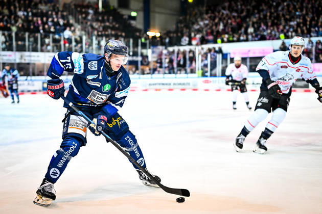 Julian Napravnik Iserlohn Roosters, 75 , GER, Iserlohn Roosters vs Nuernberg Ice Tigers, Ice Hockey, Penny DEL, 34 Matchday, Season 2025 2026, 02 01 2026, GER, Iserlohn Roosters vs Nuernberg Ice Tigers, Ice Hockey, Penny DEL, 34 Matchday, Season 2025 2026, 02 01 2026 Iserlohn Copyright: xJonasxBrockmann Eibner-Pressefotx EP_JBN