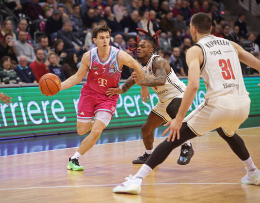Grayson Murphy Telekom Baskets Bonn vs BMA365 Bamberg Baskets 14 Speiltag season 2025 26