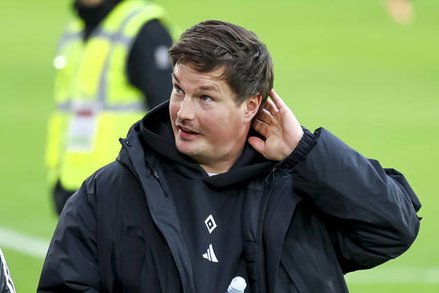 Merlin Polzin Hamburger SV, Coach , Germany, Soccer, 1 Bundesliga, Matchday 16, 2025 2026, SC Freiburg vs Hamburger SV, 10 01 2026, Freiburg im Breisgau Europa Park Stadium Germany Copyright: xGrantxHubbsx