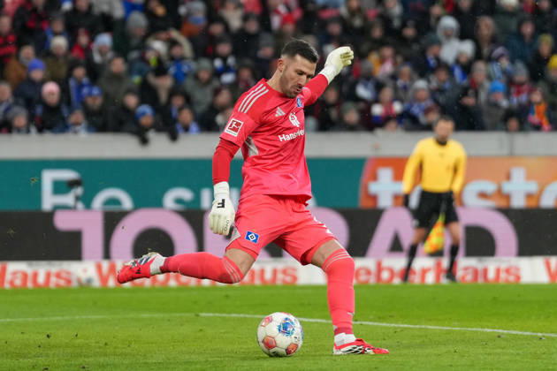 Daniel Heuer Fernandes Hamburger SV, 01 on the ball , Germany, Football, 1 Bundesliga, Matchday 16, 2025 2026, SC Freiburg vs Hamburger SV, 10 01 2026, Europa Park Stadion, Freiburg, Germany DFL REGULATIONS PROHIBIT ANY USE OF PHOTOGRAPHS AS IMAGE SEQUENCES AND OR QUASI VIDEO Freiburg Europa Park Stadion Baden Württemberg Germany Copyright: xArnexAmbergx