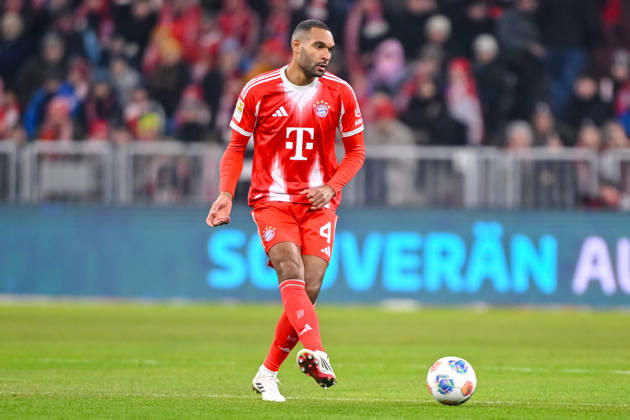 Jonathan Tah FC Bayern München in action, am Ball, Einzelaktion waehrend des spiels der Bundesliga zwischen FC Bayern München und VfL Wolfsburg, Allianz Arena am 11 January 2026 in München, Germany Photo by Harry Langer DeFodi Images Jonathan Tah FC Bayern München controls the Ball during the Bundesliga match between FC Bayern München and VfL Wolfsburg at Allianz Arena on January 11, 2026 in München, Germany Photo by Harry Langer DeFodi Images DFL regulations prohibit any use of photographs as image sequences and or quasi video Photo by Harry Langer DeFodi Images DFL regulations prohibit any use of photographs as image sequences and or quasi video