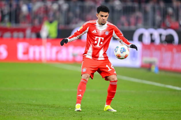 Luis Diaz FC Bayern München in action, am Ball, Einzelaktion waehrend des spiels der Bundesliga zwischen FC Bayern München und VfL Wolfsburg, Allianz Arena am 11 January 2026 in München, Germany Photo by Harry Langer DeFodi Images Luis Diaz FC Bayern München controls the Ball during the Bundesliga match between FC Bayern München and VfL Wolfsburg at Allianz Arena on January 11, 2026 in München, Germany Photo by Harry Langer DeFodi Images DFL regulations prohibit any use of photographs as image sequences and or quasi video Photo by Harry Langer DeFodi Images DFL regulations prohibit any use of photographs as image sequences and or quasi video