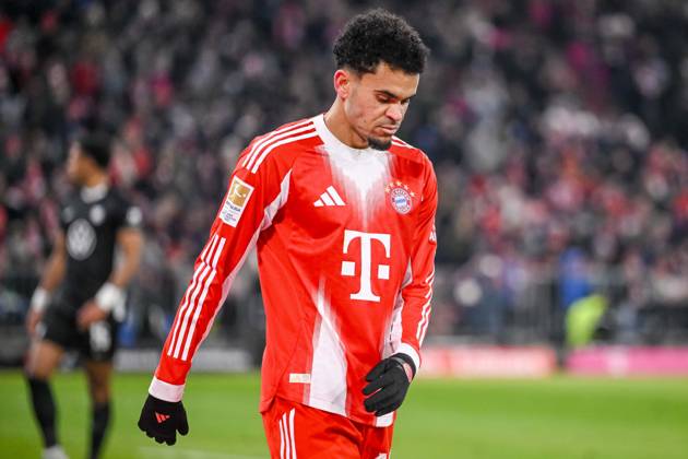 Luis Diaz FC Bayern München Looks on during the Bundesliga match between FC Bayern München and VfL Wolfsburg, Allianz Arena am 11 January 2026 in München, Germany Photo by Harry Langer DeFodi Images Luis Diaz FC Bayern München Looks on during the Bundesliga match between FC Bayern München and VfL Wolfsburg at Allianz Arena on January 11, 2026 in München, Germany Photo by Harry Langer DeFodi Images DFL regulations prohibit any use of photographs as image sequences and or quasi video Photo by Harry Langer DeFodi Images DFL regulations prohibit any use of photographs as image sequences and or quasi video