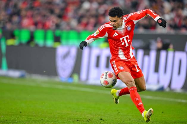 Luis Diaz FC Bayern München in action, am Ball, Einzelaktion waehrend des spiels der Bundesliga zwischen FC Bayern München und VfL Wolfsburg, Allianz Arena am 11 January 2026 in München, Germany Photo by Harry Langer DeFodi Images Luis Diaz FC Bayern München controls the Ball during the Bundesliga match between FC Bayern München and VfL Wolfsburg at Allianz Arena on January 11, 2026 in München, Germany Photo by Harry Langer DeFodi Images DFL regulations prohibit any use of photographs as image sequences and or quasi video Photo by Harry Langer DeFodi Images DFL regulations prohibit any use of photographs as image sequences and or quasi video
