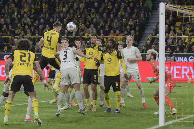 Nico Schlotterbeck Dortmund 4 scores the goal for 1 0 13 01 2026 Soccer Borussia Dortmund vs SV Werder Bremen , Signal Iduna Park, Dortmund, DFB DFL REGULATIONS PROHIBIT ANY USE OF PHOTOGRAPHS AS IMAGE SEQUENCES AND OR QUASI VIDEO Copyright: xpepphotox xHorstxMauelshagenx pep00321, pep_20260113_hm_249734