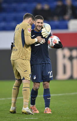 after the end of the match final cheers, joy, happiness, jubilation Goalkeeper Oliver Baumann TSG 1899 Hoffenheim 01 Andrej Kramaric TSG 1899 Hoffenheim 27 TSG 1899 Hoffenheim vs Borussia Moenchengladbach BMG 14 01 2026 DFL REGULATIONS PROHIBIT ANY USE OF PHOTOGRAPHS AS IMAGE SEQUENCES AND OR QUASI VIDEO TSG 1899 Hoffenheim vs Borussia Moenchengladbach BMG Sinsheim Copyright: xEibner-Pressefotox EP_MWI