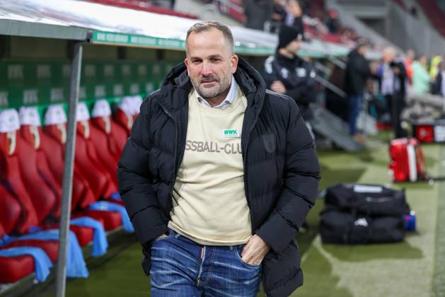 Head Coach Manuel Baum FC Augsburg , FC Augsburg vs 1 FC Union Berlin, Football, 1 Bundesliga, 17 Matchday, 15 01 2026 DFB regulations prohibit any use of photographs as image sequences and or quasi video Augsburg Bayern Germany Copyright: xkolbert-press ChristianxKolbertx