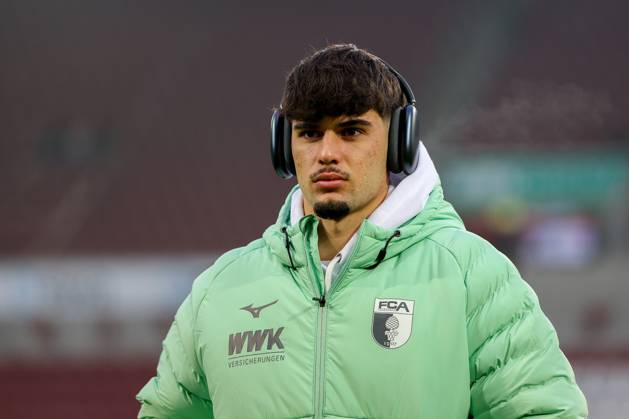 Rodrigo Ribeiro 21 FC Augsburg , FC Augsburg vs SC Freiburg, Football, 1 Bundesliga, 18 Matchday, 18 01 2026 DFB regulations prohibit any use of photographs as image sequences and or quasi video Augsburg Bayern Germany Copyright: xkolbert-press ChristianxKolbertx