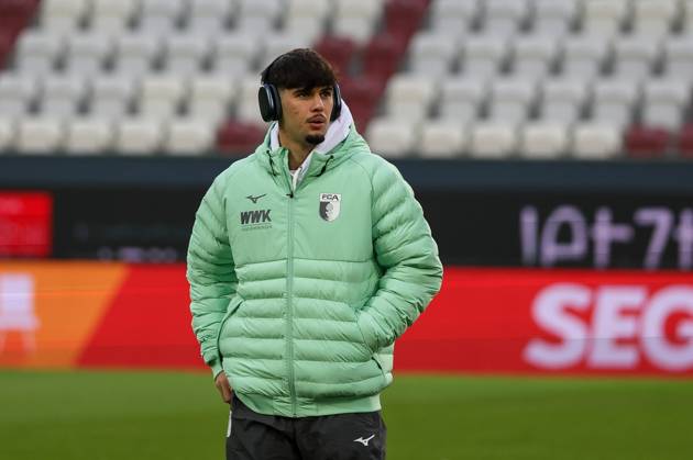 Rodrigo Ribeiro 21 FC Augsburg , FC Augsburg vs SC Freiburg, Football, 1 Bundesliga, 18 Matchday, 18 01 2026 DFB regulations prohibit any use of photographs as image sequences and or quasi video Augsburg Bayern Germany Copyright: xkolbert-press ChristianxKolbertx