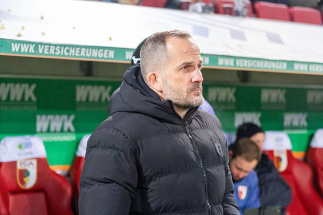 Manuel Baum FC Augsburg, Head Coach , GER, FC Augsburg vs SC Freiburg, Football, Bundesliga, Matchday 18, Season 2025 2026, 18 01 2026, DFL REGULATES PROHIBIT ANY USE OF PHOTOGRAPHS AS IMAGE SEQUENCES AND OR QUASI VIDEO, GER, FC Augsburg vs SC Freiburg, Football, Bundesliga, Matchday 18, Season 2025 2026, 18 01 2026 Augsburg Copyright: xEibner-Pressefoto MaxxVogelx EP_MVL