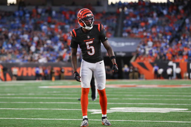 CINCINNATI, OH - OCTOBER 05: Cincinnati Bengals wide receiver Tee Higgins (5) lines up for a play during the game against the Detroit Lions and the Cincinnati Bengals on October 5, 2025, at Paycor Stadium in Cincinnati, OH. (Photo by Ian Johnson Icon Sportswire) NFL, American Football Herren, USA OCT 05 Lions at Bengals EDITORIAL USE ONLY Icon251005085