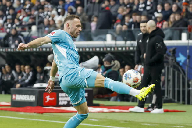 Vladimir Coufal TSG Hoffenheim, 34 on the ball , Germany, Soccer, 1 Bundesliga, Matchday 19, 2025 2026, Eintracht Frankfurt vs TSG 1899 Hoffenheim, 24 01 2026, Frankfurt am Main Deutsche Bank Park Germany Copyright: xGrantxHubbsx