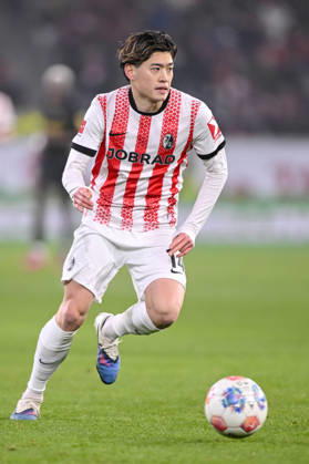 Yuito Suzuki SC Freiburg in action, am Ball, Einzelaktion waehrend des spiels der Bundesliga zwischen Sport Club Freiburg und 1 FC Köln, Europa Park Stadion am 25 January 2026 in Freiburg, Germany Photo by Harry Langer DeFodi Images Yuito Suzuki SC Freiburg controls the Ball during the Bundesliga match between Sport Club Freiburg and 1 FC Köln at Europa Park Stadion on January 25, 2026 in Freiburg, Germany Photo by Harry Langer DeFodi Images DFL regulations prohibit any use of photographs as image sequences and or quasi video Photo by Harry Langer DeFodi Images DFL regulations prohibit any use of photographs as image sequences and or quasi video