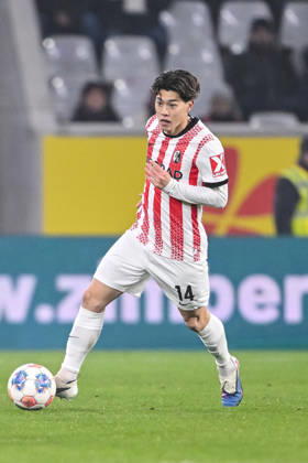 Yuito Suzuki SC Freiburg in action, am Ball, Einzelaktion waehrend des spiels der Bundesliga zwischen Sport Club Freiburg und 1 FC Köln, Europa Park Stadion am 25 January 2026 in Freiburg, Germany Photo by Harry Langer DeFodi Images Yuito Suzuki SC Freiburg controls the Ball during the Bundesliga match between Sport Club Freiburg and 1 FC Köln at Europa Park Stadion on January 25, 2026 in Freiburg, Germany Photo by Harry Langer DeFodi Images DFL regulations prohibit any use of photographs as image sequences and or quasi video Photo by Harry Langer DeFodi Images DFL regulations prohibit any use of photographs as image sequences and or quasi video