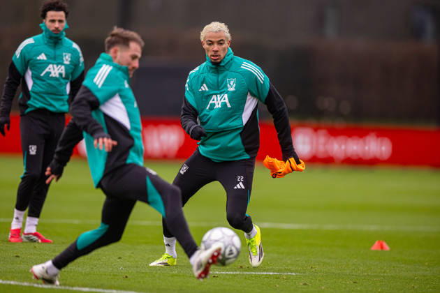 Football - UEFA Champions League - Liverpool FC v QarabaÄü FK - MD-1 LIVERPOOL, ENGLAND - Tuesday, January 27, 2026: Liverpool s Hugo Ekitike during a training session at the AXA Training Centre ahead of the UEFA Champions League match between Liverpool FC and QarabaÄü FK. (Photo by David Rawcliffe Propaganda) LIVERPOOL AXA Training Centre MERSEYSIDE ENGLAND Copyright: xDavidxRawcliffex P2026-01-27-Liverpool_ Qarabag_MD-1-4