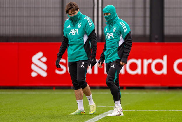 Football - UEFA Champions League - Liverpool FC v QarabaÄü FK - MD-1 LIVERPOOL, ENGLAND - Tuesday, January 27, 2026: Liverpool s Federico Chiesa (L) and Alexis Mac Allister during a training session at the AXA Training Centre ahead of the UEFA Champions League match between Liverpool FC and QarabaÄü FK. (Photo by David Rawcliffe Propaganda) LIVERPOOL AXA Training Centre MERSEYSIDE ENGLAND Copyright: xDavidxRawcliffex P2026-01-27-Liverpool_ Qarabag_MD-1-34