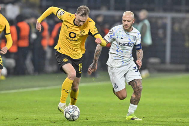 from left in duel Maximilian Beier Dortmund 14 Federico Dimarco Inter 32 28 01 2026 Football, Champions League, Borussia Dortmund vs Inter Milan , Signal Iduna Park, Dortmund, Copyright: xpepphotox xHorstxMauelshagenx pep00321, pep_20260128_hm_262767